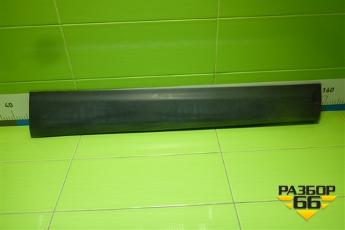 Накладка двери передней правой (808704EA0A) для Nissan Qashqai (J11E) с 2013г (Кашкай)