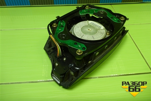 Подушка безопасности в рулевое колесо для Mercedes Benz G-Klass W463 с1989г (Гелендваген)