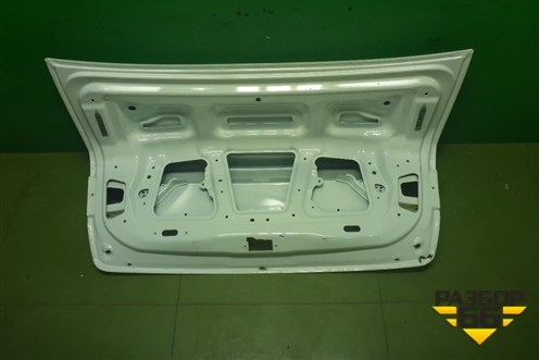 Крышка багажника (после 2022г) (8450013789) для VAZ Vesta/Веста с 2015г