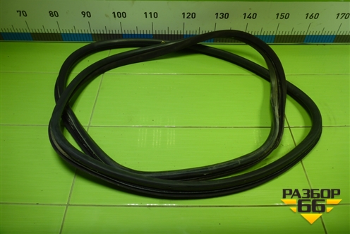 Уплотнитель двери задней правой для Mercedes Benz G-Klass W463 с1989г (Гелендваген)