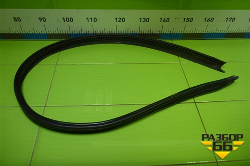 Уплотнитель на кузов левый для VAZ Kalina/Калина