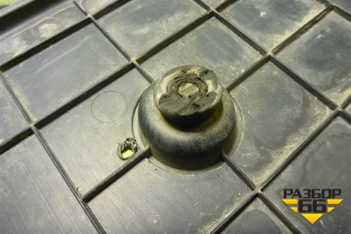 Рамка под номер (6430A084) для Mitsubishi Lancer-9  с 2003-2008г (Лансер)