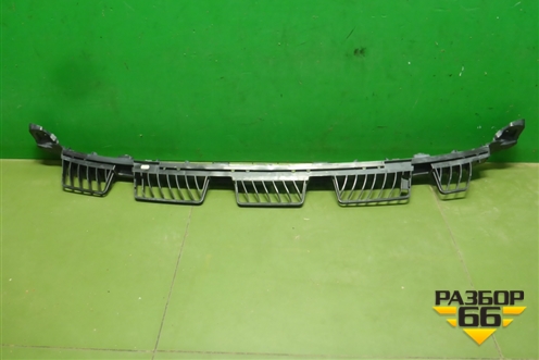 Кронштейн заднего бампера центральный (57A807863) для Skoda Karoq с 2017г (Карок)