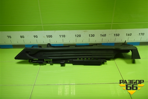 Держатель задней полки левый для BMW X5 F15 с 2013г (Х5 Ф15)