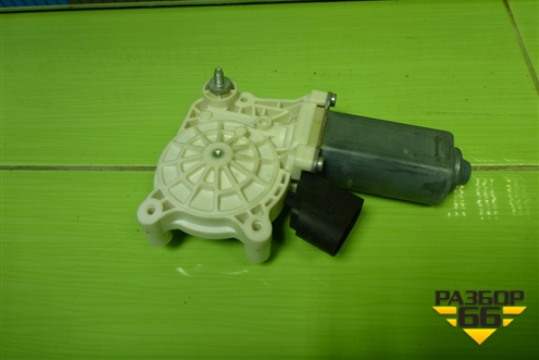 Моторчик стеклоподъёмника задний левый для BMW X5 F15 с 2013г (Х5 Ф15)