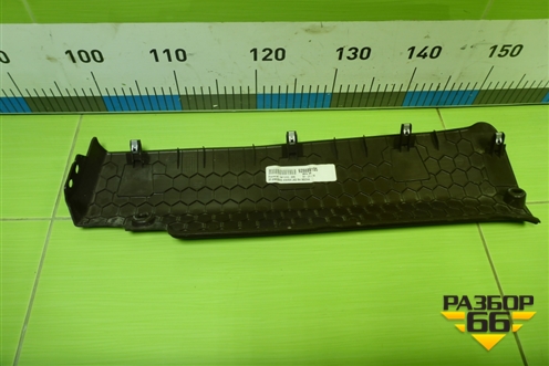 Накладка на торпедо (51459257516) для BMW X5 F15 с 2013г (Х5 Ф15)