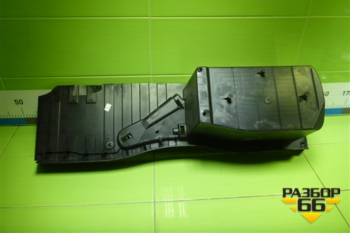 Ящик инструментальный в багажник (7284306) для BMW X5 F15 с 2013г (Х5 Ф15)