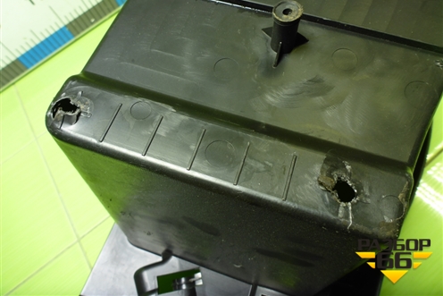 Ящик инструментальный в багажник (7284306) для BMW X5 F15 с 2013г (Х5 Ф15)