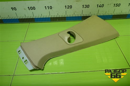 Обшивка стойки центральная верхняя правая (51437284708) для BMW X5 F15 с 2013г (Х5 Ф15)