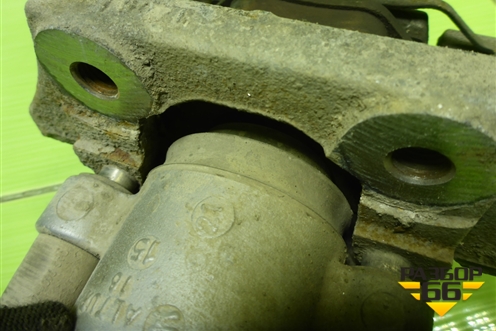 Суппорт задний левый для BMW X5 F15 с 2013г (Х5 Ф15)