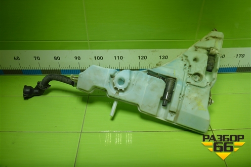Бачок омывателя лобового стекла (729242414) для BMW X5 F15 с 2013г (Х5 Ф15)