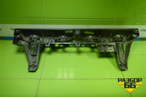 Кронштейн заднего бампера центральный (51127294391) для BMW X5 F15 с 2013г (Х5 Ф15)