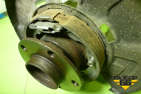 Кулак задний левый для BMW X5 F15 с 2013г (Х5 Ф15)