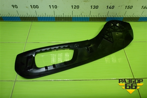 Накладка внутренняя (на переднее правое сиденье) (52107317440) для BMW X5 F15 с 2013г (Х5 Ф15)