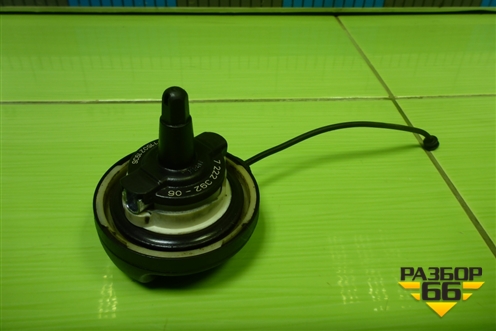 Крышка топливного бака (7222392) для BMW X5 F15 с 2013г (Х5 Ф15)