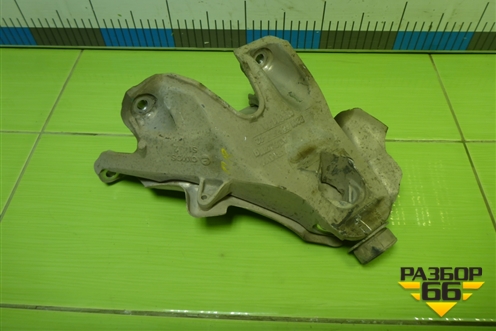 Кронштейн двигателя правый (3.0л N57D30A) (22116864614) для BMW X5 F15 с 2013г (Х5 Ф15)