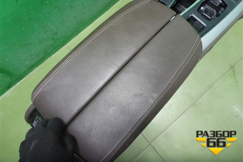 Подлокотник для BMW X5 F15 с 2013г (Х5 Ф15)