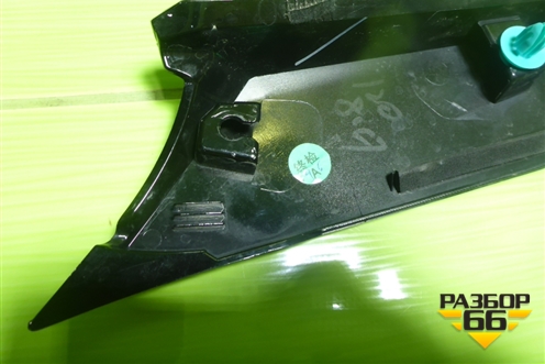 Накладка двери багажника (правая) (609001182AB) для OMODA C5 с 2022г (Ц5)