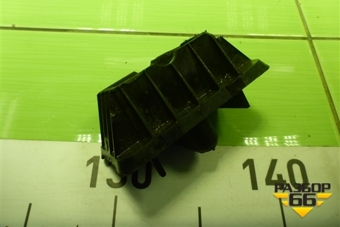 Поддомкратник (51717189259) для BMW X5 F15 с 2013г (Х5 Ф15)