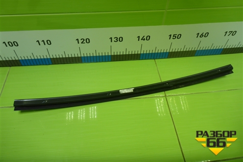 Направляющая стекла (задняя левая) (7289655) для BMW X5 F15 с 2013г (Х5 Ф15)