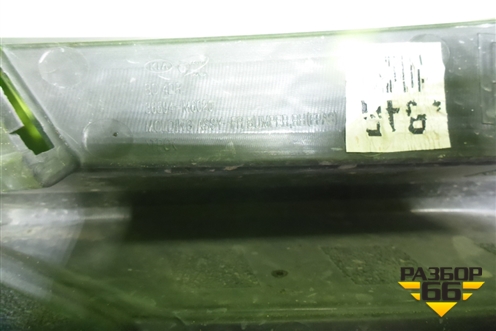 Решетка в передний бампер правая (под парктроник до 2021г) (86594M6020) для Kia Cerato с 2018г (Серато 4)