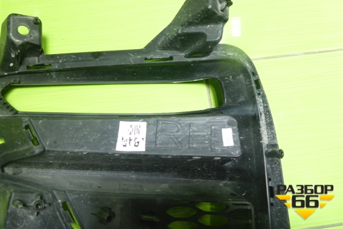 Решетка в передний бампер правая (под парктроник до 2021г) (86594M6020) для Kia Cerato с 2018г (Серато 4)