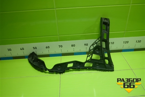 Кронштейн заднего бампера левый (6RU807393) для Volkswagen Polo (седан) с 2010г (Поло)