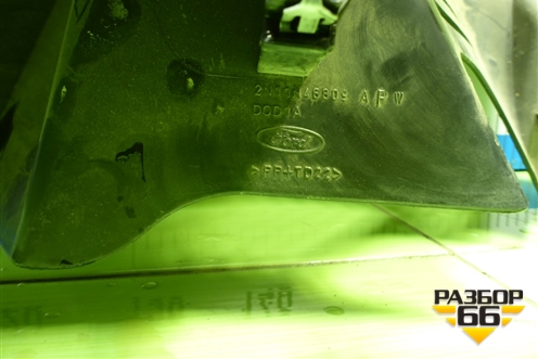 Держатель задней полки левый (2N11N46809APW) для Ford Fusion с 2002г (Фьюжн)