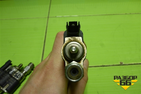 Форсунка инжекторная электрическая ( 4.4л N63) (13537585261) для BMW 7 серия F01/F02 с 2008г