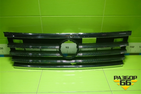 Решетка радиатора (760853653B) для Volkswagen Touareg с 2018г (Туарег)