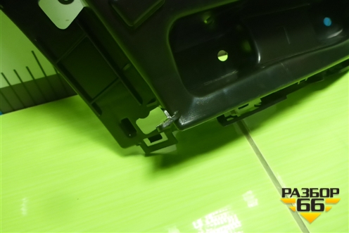 Кронштейн заднего бампера левый (новый) (6044096000) для Geely Tugella с 2019г (Тугелла)