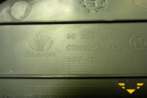 Консоль (передняя часть) (96236781) для Chevrolet Lanos с 2004г (Ланос)