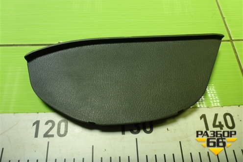Накладка на торпедо (боковая правая) (96246812) для Chevrolet Lanos с 2004г (Ланос)