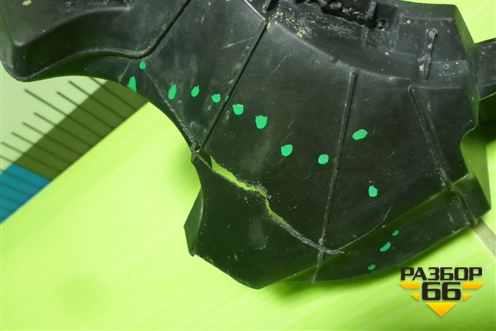 Кронштейн заднего бампера левый (насадки глушителя) (6600236671) для Geely Tugella с 2019г (Тугелла)