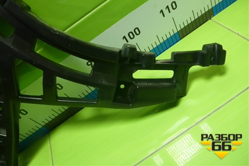 Кронштейн заднего бампера правый (8890906609) для Geely Tugella с 2019г (Тугелла)