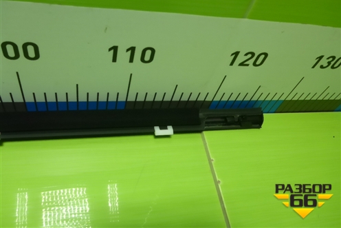 Накладка стекла переднего правого (новая) (602001949AA) для Hyundai Creta с 2021-2025г (Крета)