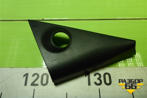 Накладка двери передней правой уголок (96304173) для Chevrolet Lanos с 2004г (Ланос)