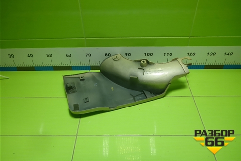 Накладка двери багажника нижняя правая (7680542010) для Toyota Rav-4 с 2006-2013г (Рав 4)