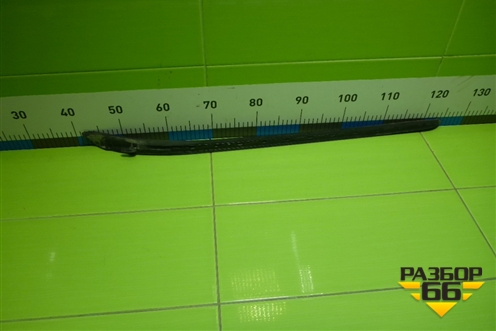 Молдинг лобового стекла правый (51317350610) для BMW X1 F48 с 2014г (Х1 Ф48)