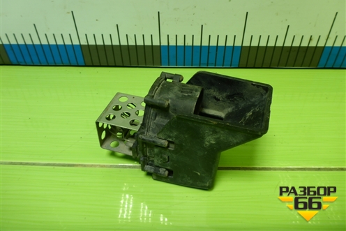 Резистор вентилятора (9658508980) для Peugeot 307 с 2001-2007г