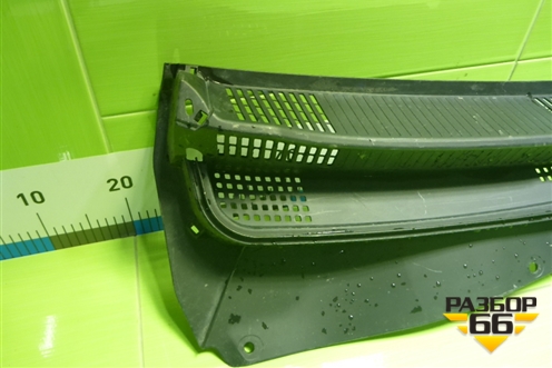 Решетка стеклоочистителей (5206500U3400) для Москвич 3 с 2022г