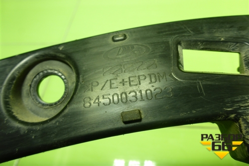 Кронштейн (накладки крыла заднего правого Cross) (8450031023) для VAZ Vesta/Веста с 2015г