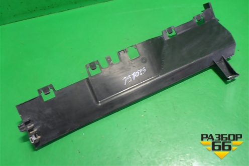 Дефлектор радиатора левый для BMW X5 F15 с 2013г (Х5 Ф15)