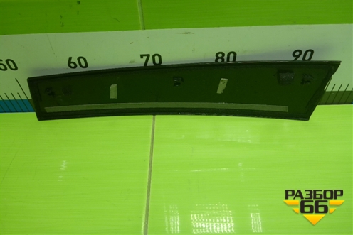 Накладка двери передней левой (на рамку) (KB8A50M21) для Mazda CX 5 с 2017г (СХ5)