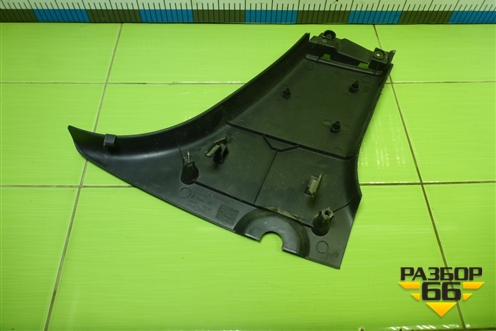 Обшивка стойки центральная нижняя левая (8200467556) для VAZ Largus/Ларгус с 2012-2024г