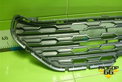 Решетка радиатора (5311242190) для Toyota Rav-4 с 2018г (Рав 4)