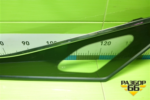 Стекло глухое правое (6271048310) для Lexus RX 350 c 2015г (РХ)