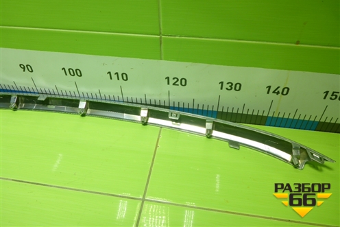 Накладка на решетку радиатора (602002032AA) для OMODA C5 с 2022г (Ц5)