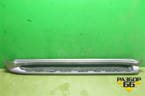 Накладка на порог наружная левая на подножку (в сборе) (5177460160) для Toyota Land Cruiser (200) с 2008г (Ленд Крузер)