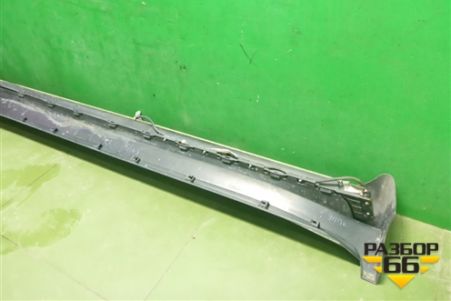 Накладка на порог наружная левая на подножку (в сборе) (5177460160) для Toyota Land Cruiser (200) с 2008г (Ленд Крузер)